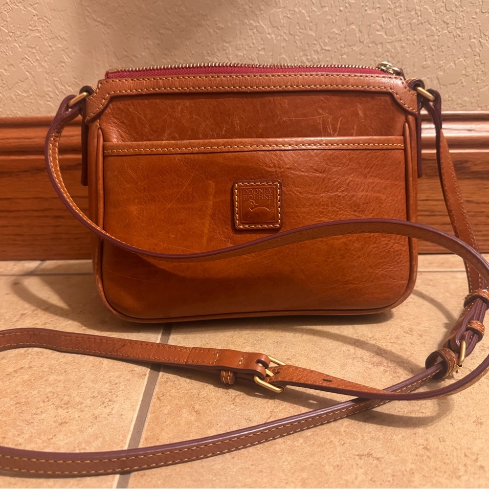 Vintage Dooney & Bourke Leather Crossbody Bag